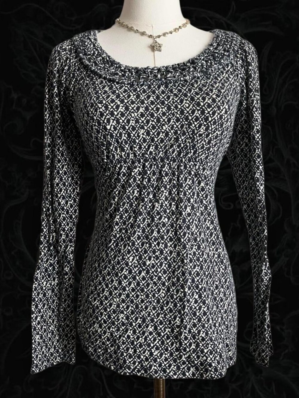 Black & Gray Abstract Pattern Long Sleeve Tunic Top